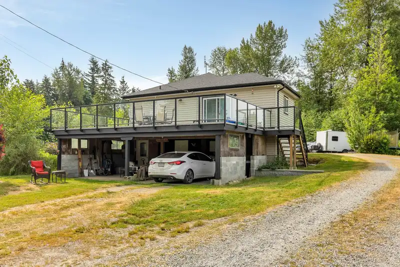 33506 IHLES AVENUE - photo 3 of 40