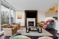 TH102 1139 W CORDOVA STREET - thumbnail 2