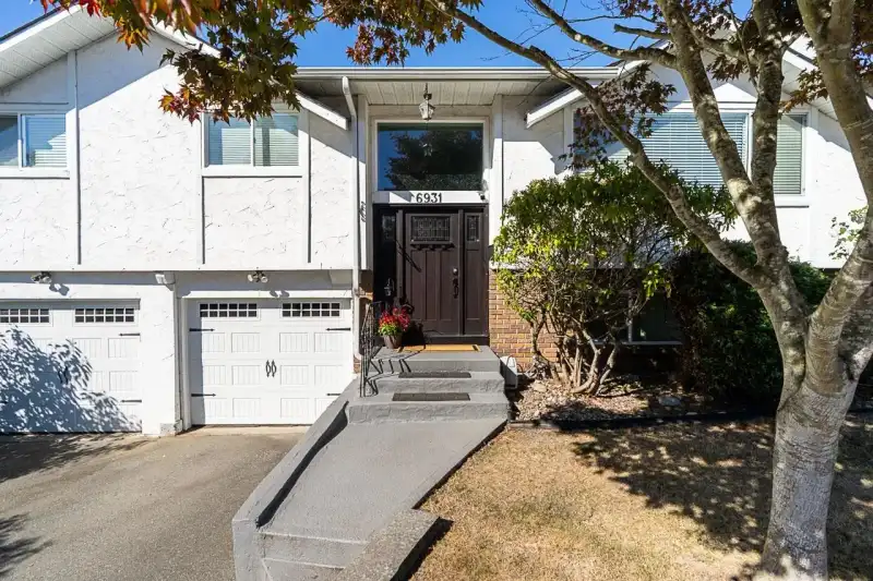 6931 ELK PLACE - photo 1 of 40