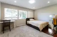 7643 SELKIRK STREET - thumbnail 5