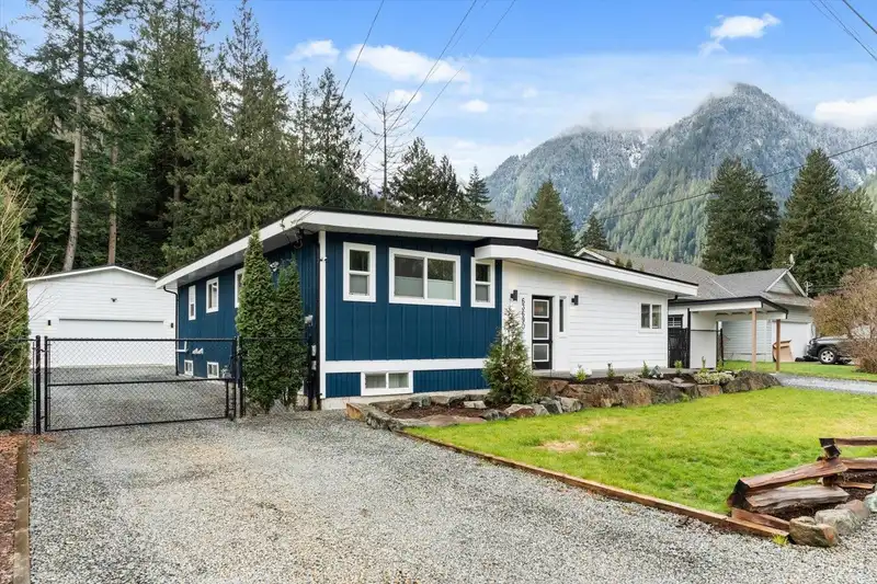 63690 OLD YALE ROAD - photo 1 of 40
