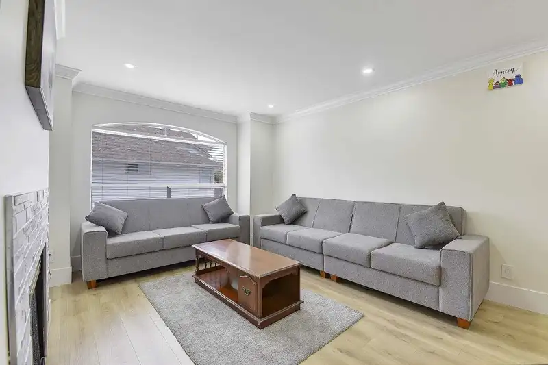 14 7140 132 STREET - photo 3 of 18