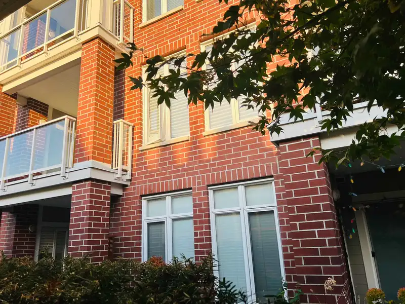 210 4280 MONCTON STREET - photo 1 of 36