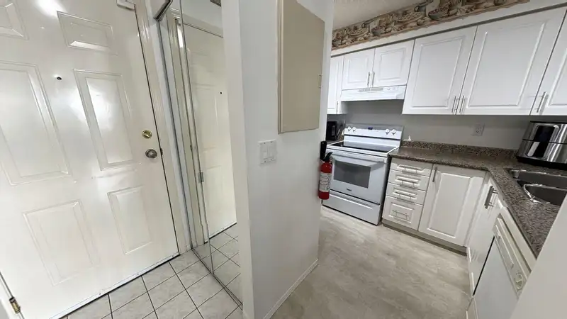 105 14355 103 AVENUE - photo 2 of 22