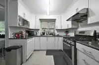 14346 68B AVENUE - thumbnail 9
