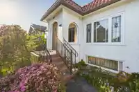 433 E 48TH AVENUE - thumbnail 3