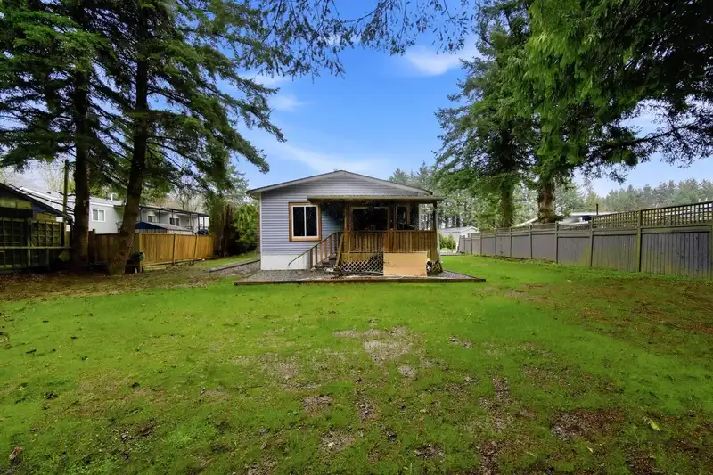 8 41711 TAYLOR ROAD - photo 4 of 39