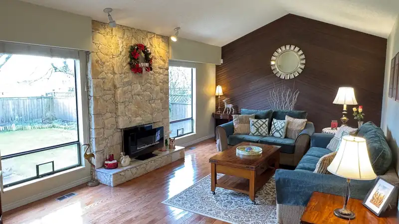 7540 BARKERVILLE COURT - photo 4 of 12