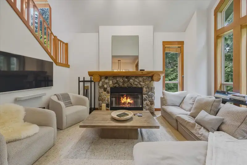 1 4668 BLACKCOMB WAY - photo 3 of 28