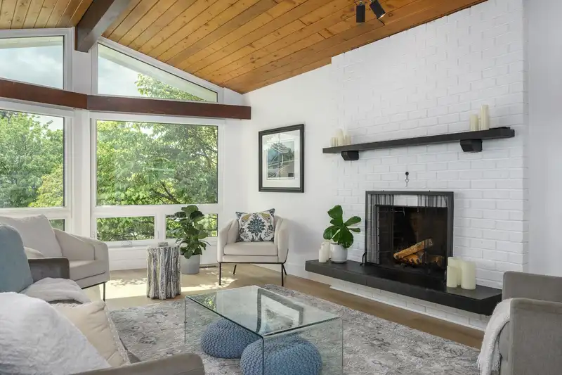 605 ALLISON PLACE - photo 3 of 40