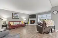 19 3054 TRAFALGAR STREET - thumbnail 16