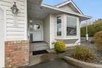 19 3054 TRAFALGAR STREET - thumbnail 3