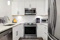 207 5020 221A STREET - thumbnail 8