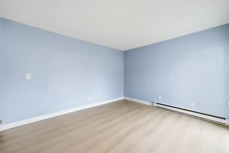 4 310 HIGHLAND WAY - photo 4 of 26