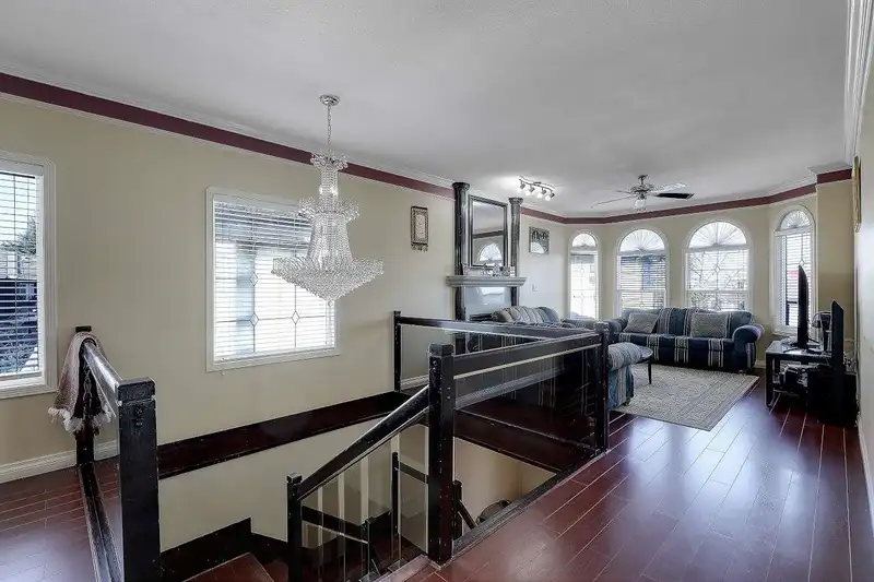 7563 127 STREET - photo 2 of 36