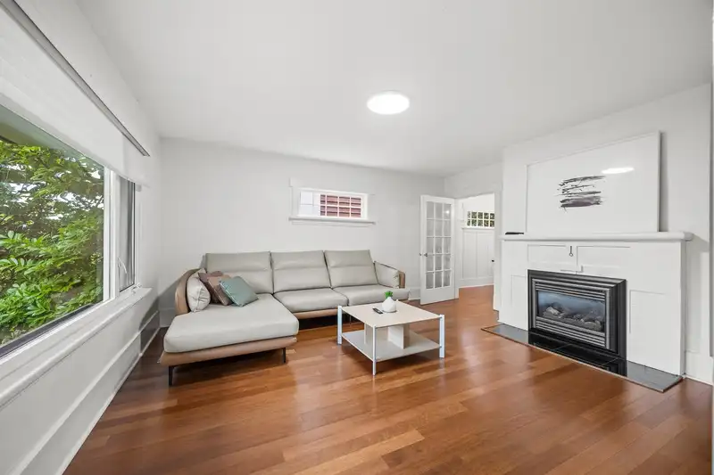 3276 W 21ST AVENUE - photo 3 of 35