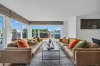 2243 OAK STREET - thumbnail 1