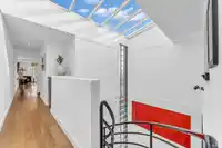 2243 OAK STREET - thumbnail 23