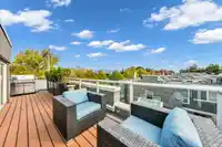 2243 OAK STREET - thumbnail 36