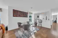 2243 OAK STREET - thumbnail 7