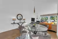 2243 OAK STREET - thumbnail 9