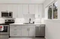 444 VICTORIA STREET - thumbnail 4
