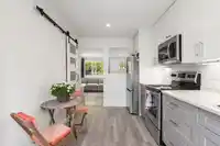 444 VICTORIA STREET - thumbnail 5