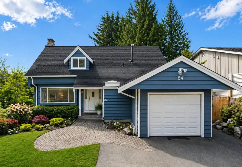 84 LAURIE CRESCENT - photo 1 of 20