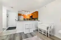 402 20750 DUNCAN WAY - thumbnail 8