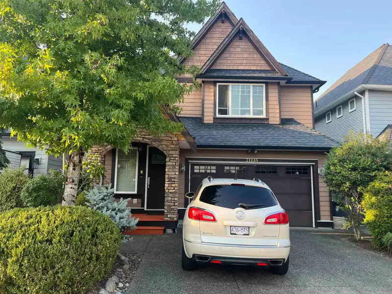 21135 77A AVENUE - photo 1 of 6