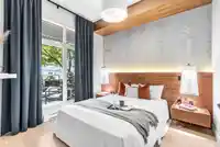 102 260 SALTER STREET - thumbnail 12