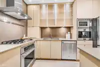102 260 SALTER STREET - thumbnail 8