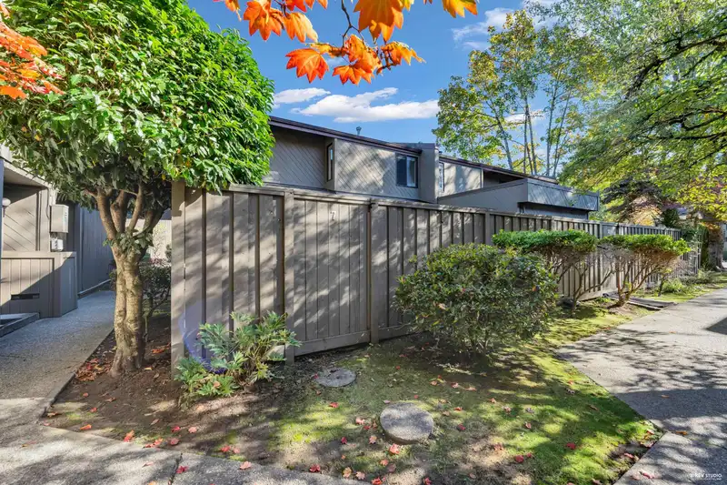 7 9280 GLENALLAN DRIVE - photo 1 of 30