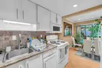 7 9280 GLENALLAN DRIVE - thumbnail 14