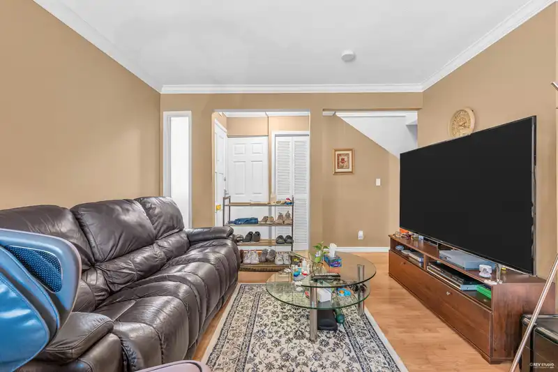 7 9280 GLENALLAN DRIVE - photo 4 of 30