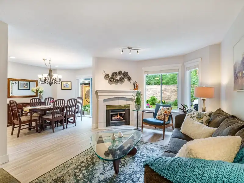 73 21928 48 AVENUE - photo 4 of 40