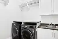 15 11384 BURNETT STREET - thumbnail 30