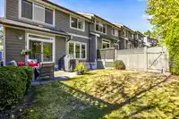 15 11384 BURNETT STREET - thumbnail 33