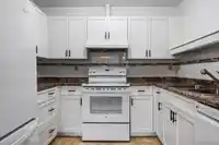 14 2456 WARE STREET - thumbnail 7