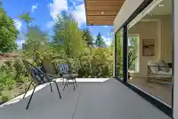 5489 LARCH STREET - thumbnail 2