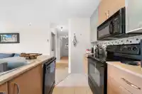 502 909 MAINLAND STREET - thumbnail 7