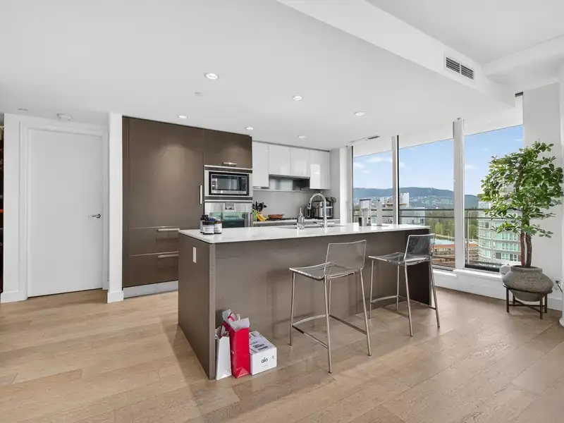 1902 1499 W PENDER STREET - photo 2 of 22