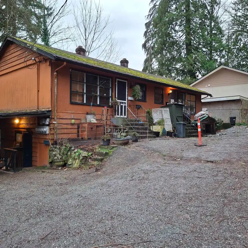 934-938 CLARKE ROAD - photo 2 of 20