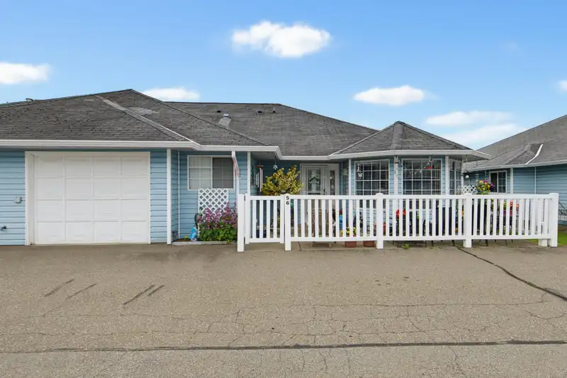 56 1450 MCCALLUM ROAD - photo 2 of 40
