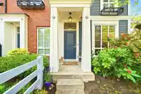 1 2423 AVON PLACE - thumbnail 3