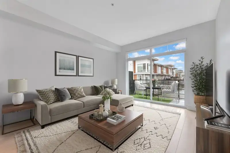 25 20857 77A AVENUE - photo 1 of 31