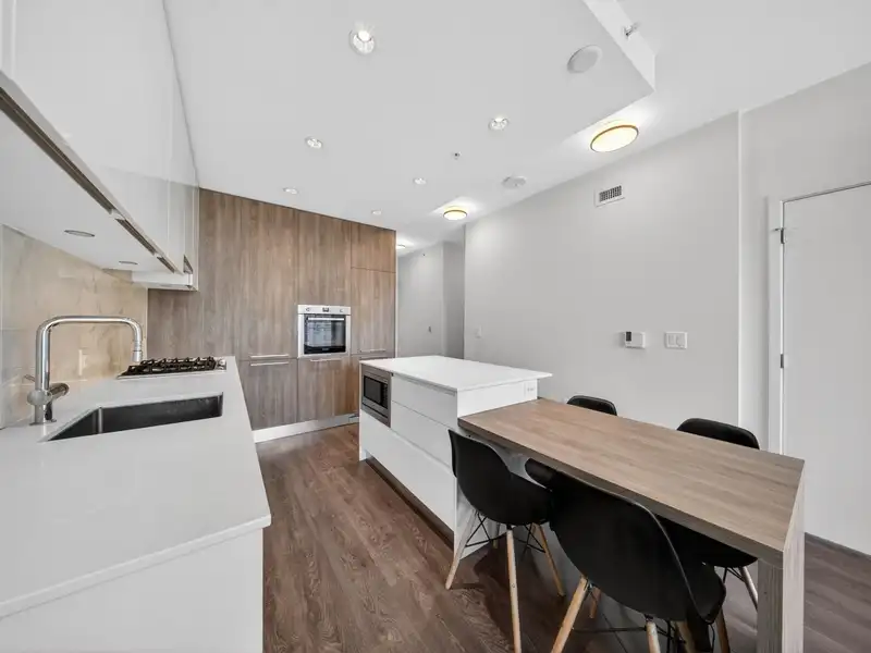 808 1955 ALPHA WAY - photo 4 of 32