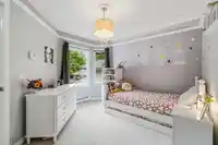 22 101 PARKSIDE DRIVE - thumbnail 23