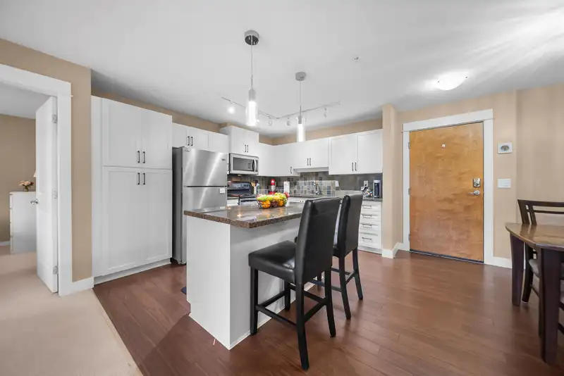 311 2990 BOULDER STREET - photo 2 of 27