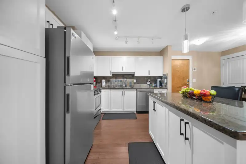 311 2990 BOULDER STREET - photo 3 of 27